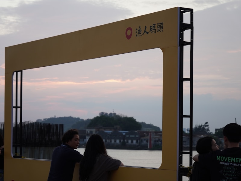 开锁公司联系方式展示:电话、官网、App等多种渠道